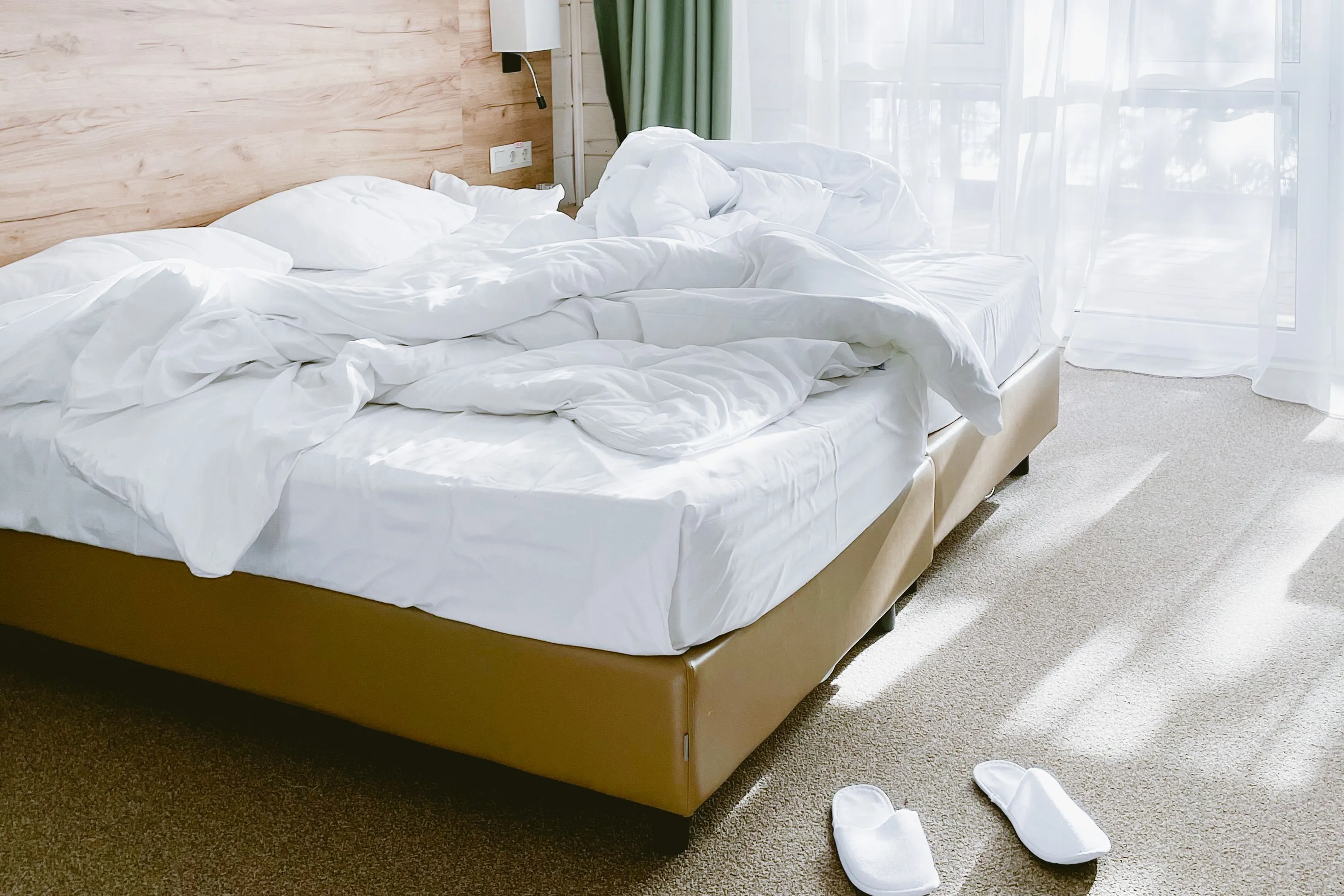 Habitación de hotel de Staying Valencia, caso de éxito de Sesame HR